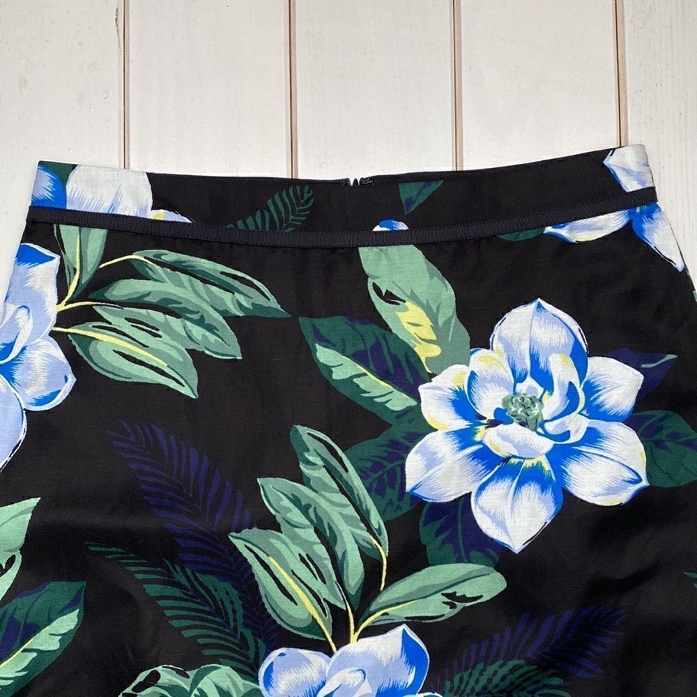 NWT Linen Blend Floral Pencil Skirt - Picture 7 of 12